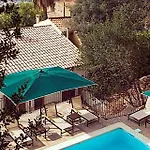 Du Cigalou 3*