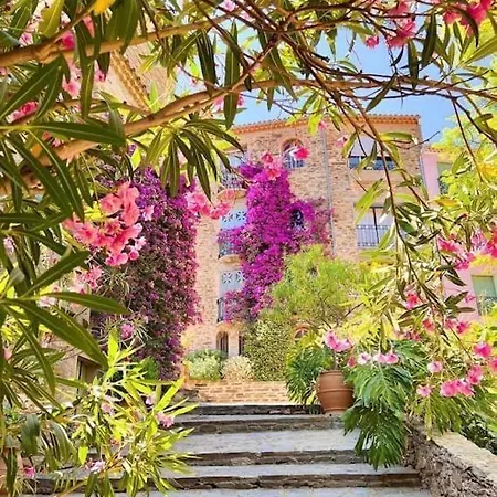 Du Cigalou Hotel