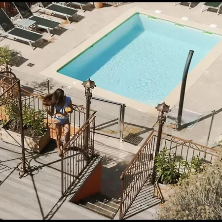 Hotel Du Cigalou 3*