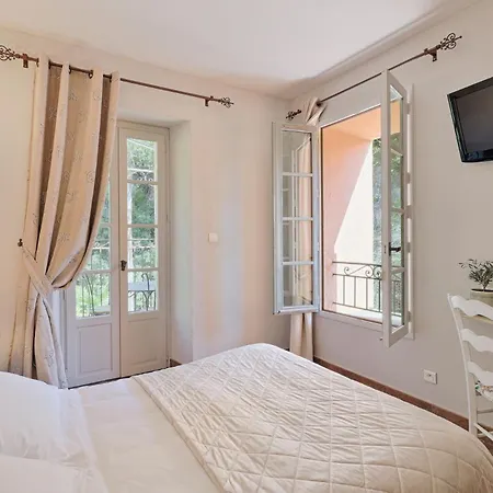 Du Cigalou 봄레미모사