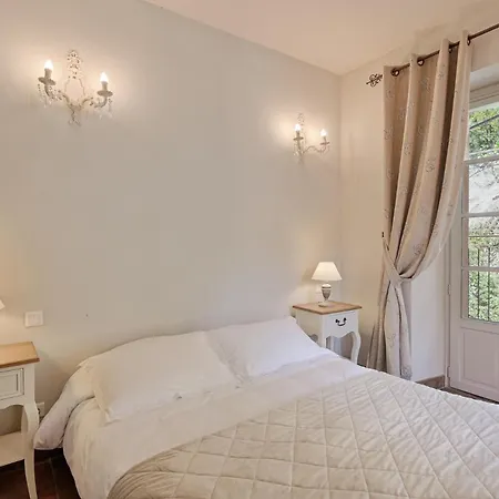 Du Cigalou Hotel