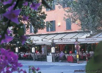 Du Cigalou ホテル 3*